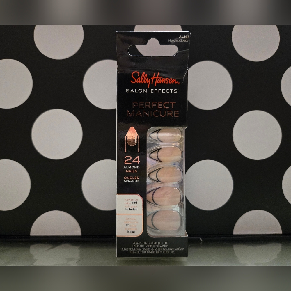 5/$25✨️Sally Hansen Nails✨️